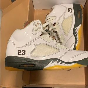 Air Jordan 5 retro never worn with box